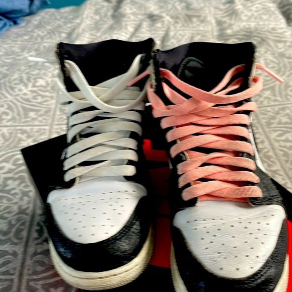 Retro high Air Jordans - Picture 3 of 9